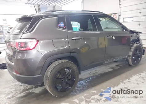 2018 Jeep Compass Altitude 4X4 from USA, damaged, VIN 3C4NJDBB0JT454973